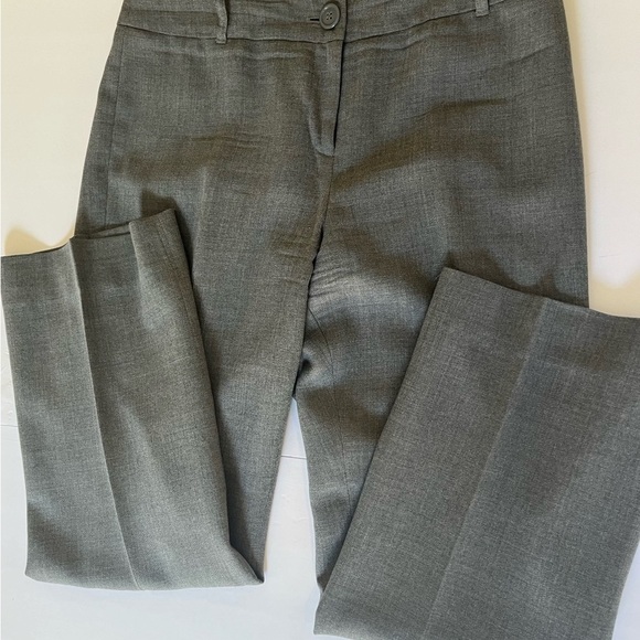 LOFT Gray Dress Pants petites 10P - Picture 3 of 5